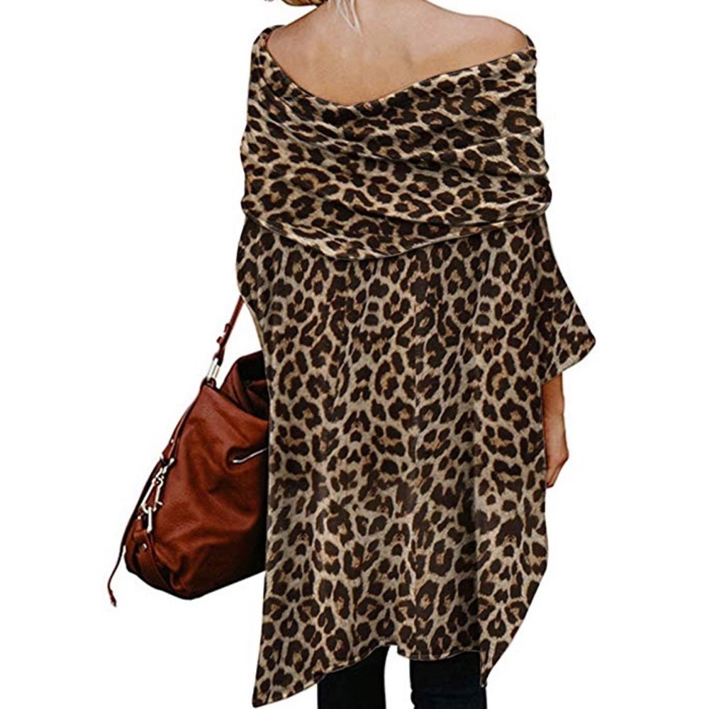☮️☮️☮️☮️

 Leopard Animal top poncho - Picture 7 of 8